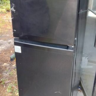 Magic Chef refrigerator